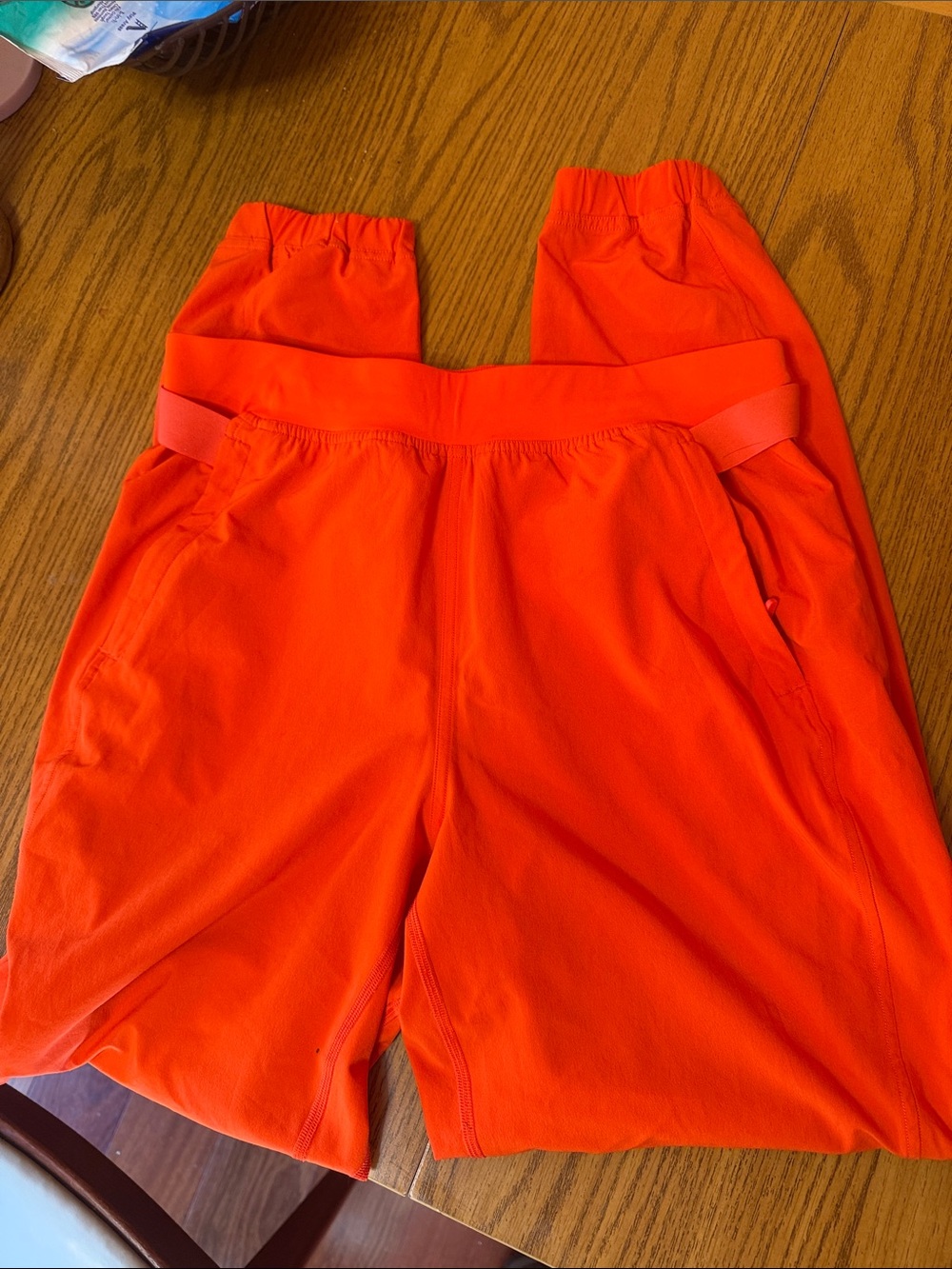 lululemon athletica Men's Bright Orange Jogger Sweatpants - Picture 7 of 7
